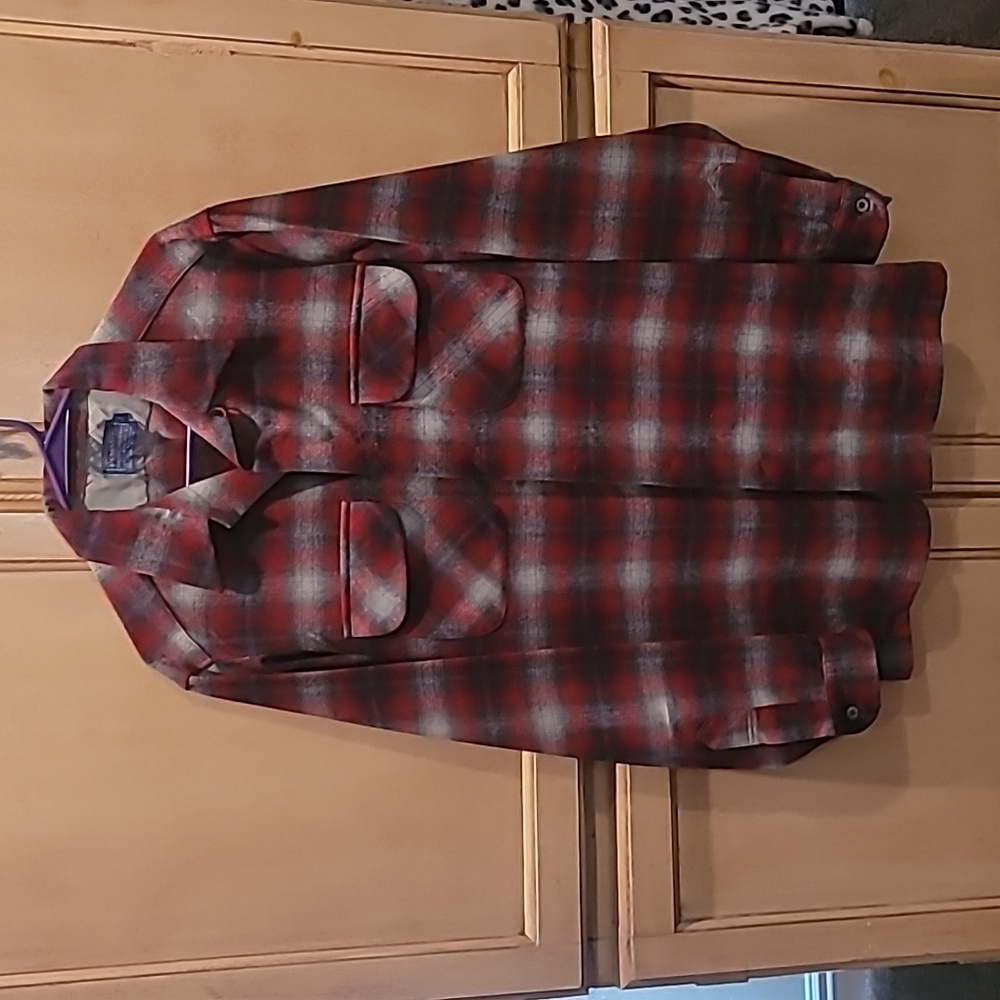 Pendleton Red & Gray Plaid 100% Virgin Wool Button Front - USA Made Size L Tall